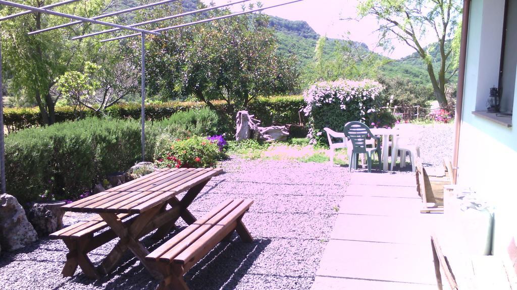 Agriturismo Cugumia Thiesi Eksteriør billede